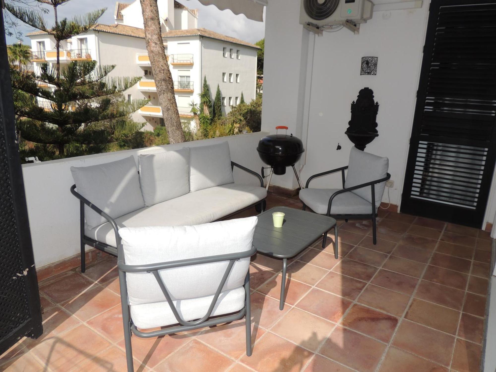 1015 - Jardines Golondrinas - Three Bedrooms Apartment Lake View Marbella Exterior photo